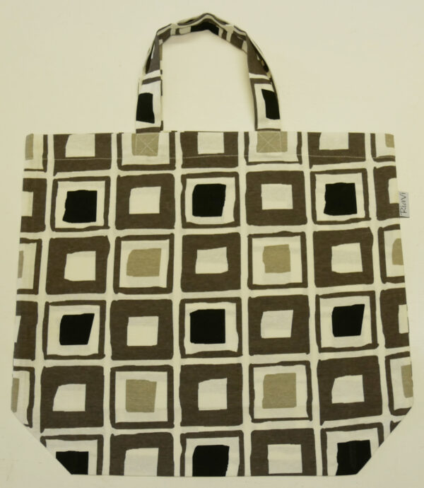 Tygkasse ca 46x41x14 cm
